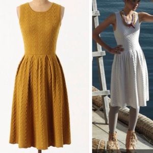 Far Away From Close 100% Wool Dress Small